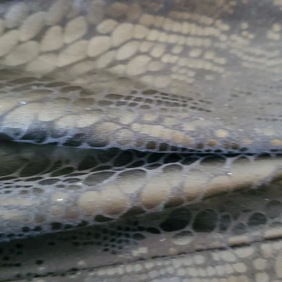 HUE - Picture 4 of 4